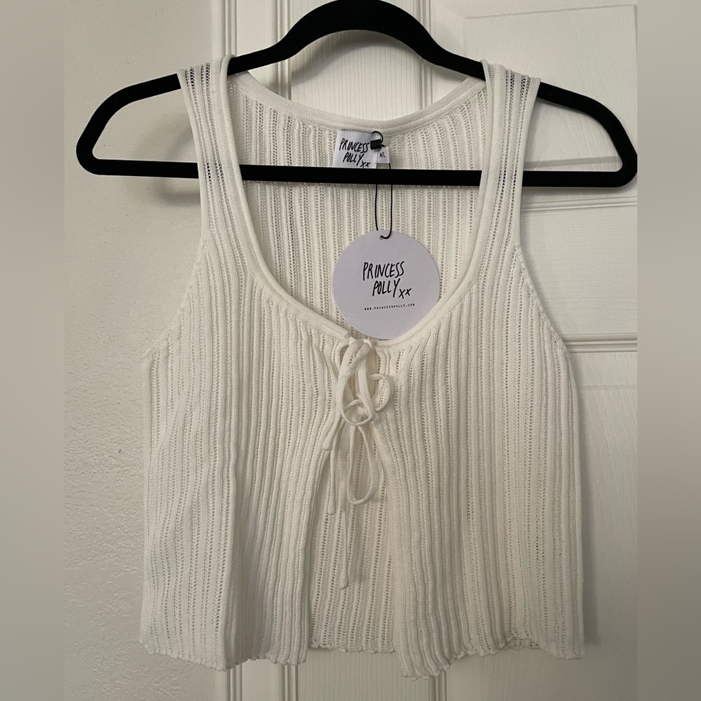 White knit tank top